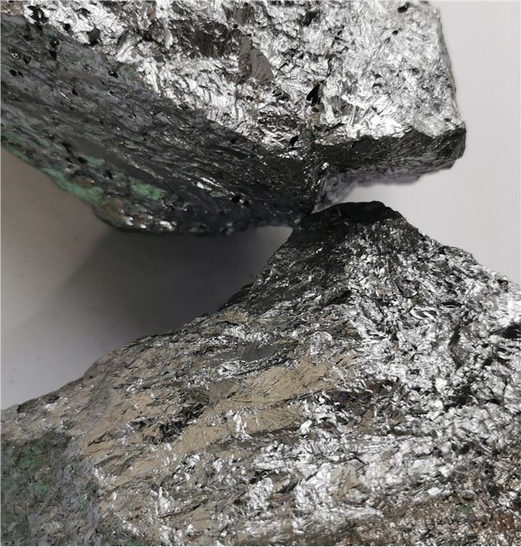 Ferrolega policristallina Miglior prezzo altamente competitivo di silicio metallico 441 3303 2202 1101 polvere di silicio metallico